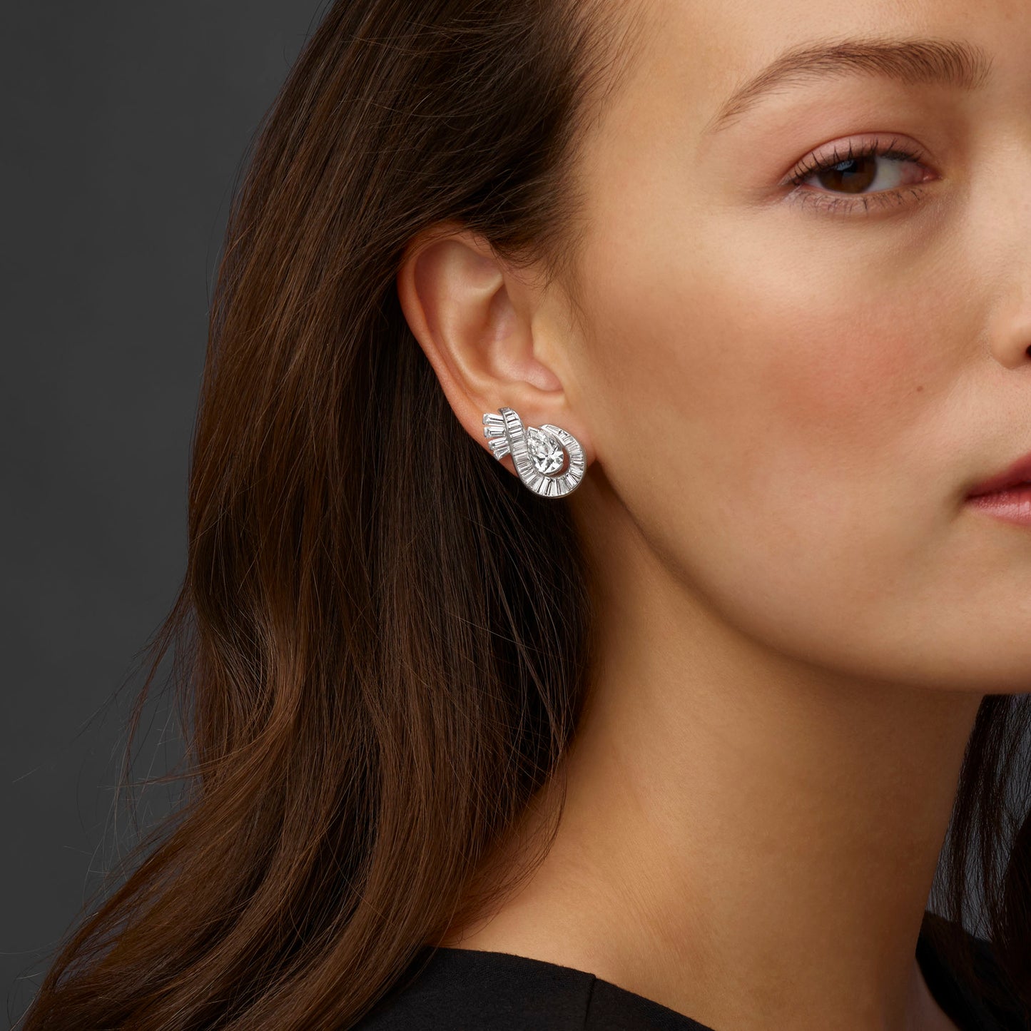 Macklowe Gallery Oscar Heyman Mid-Century Diamond Earrings