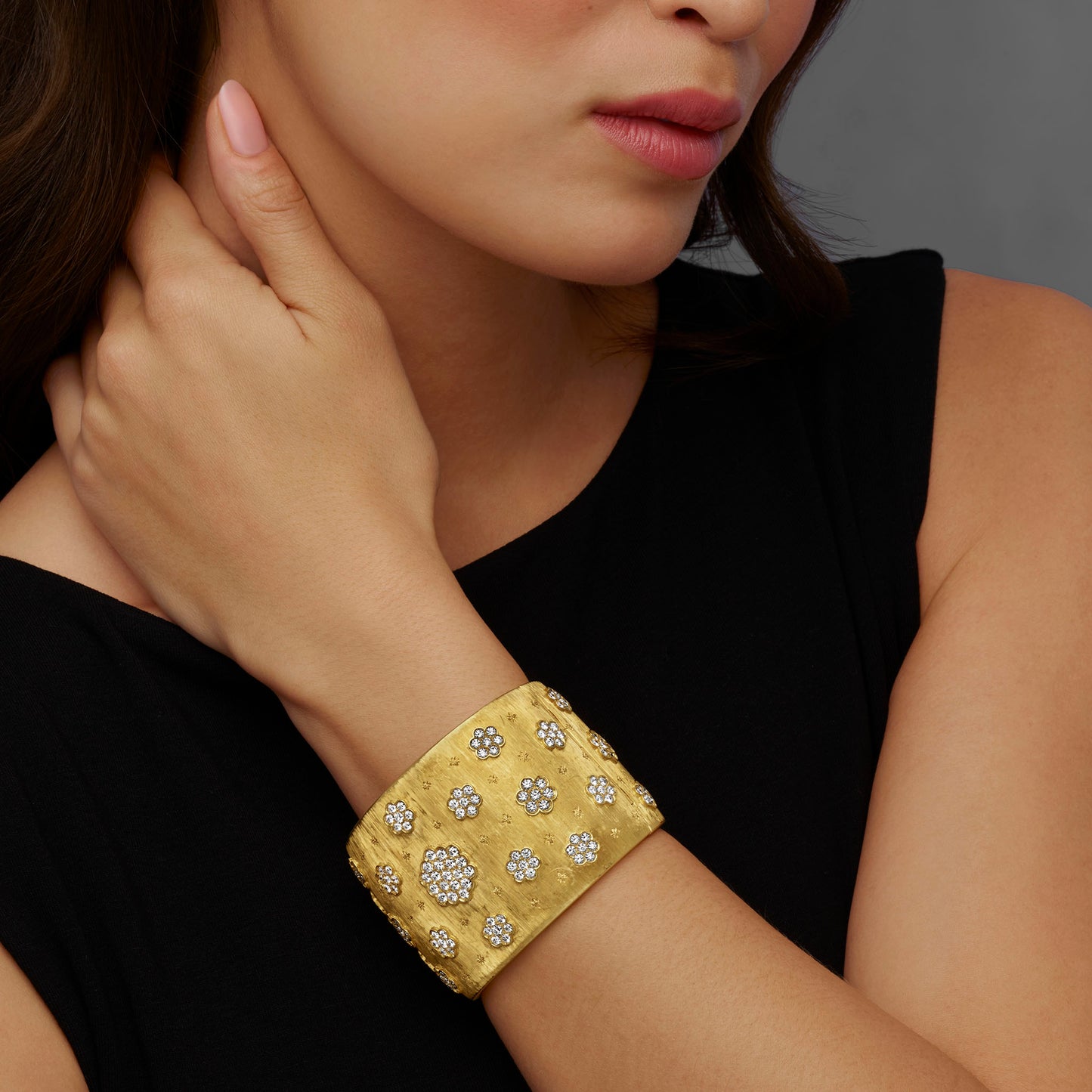 Macklowe Gallery Mario Buccellati Diamond Rigato Bracelet