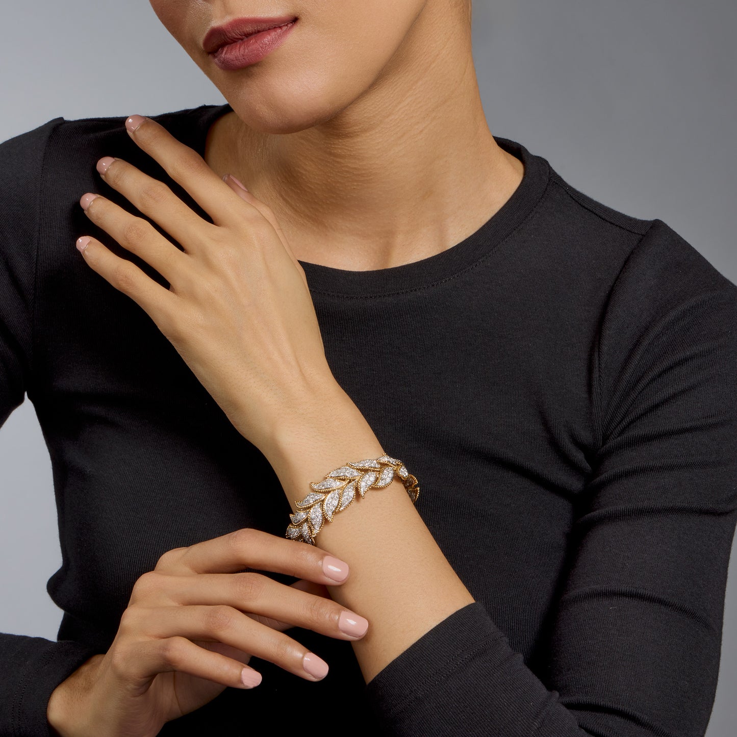 Macklowe Gallery Van Cleef & Arpels Diamond Leaf Bracelet