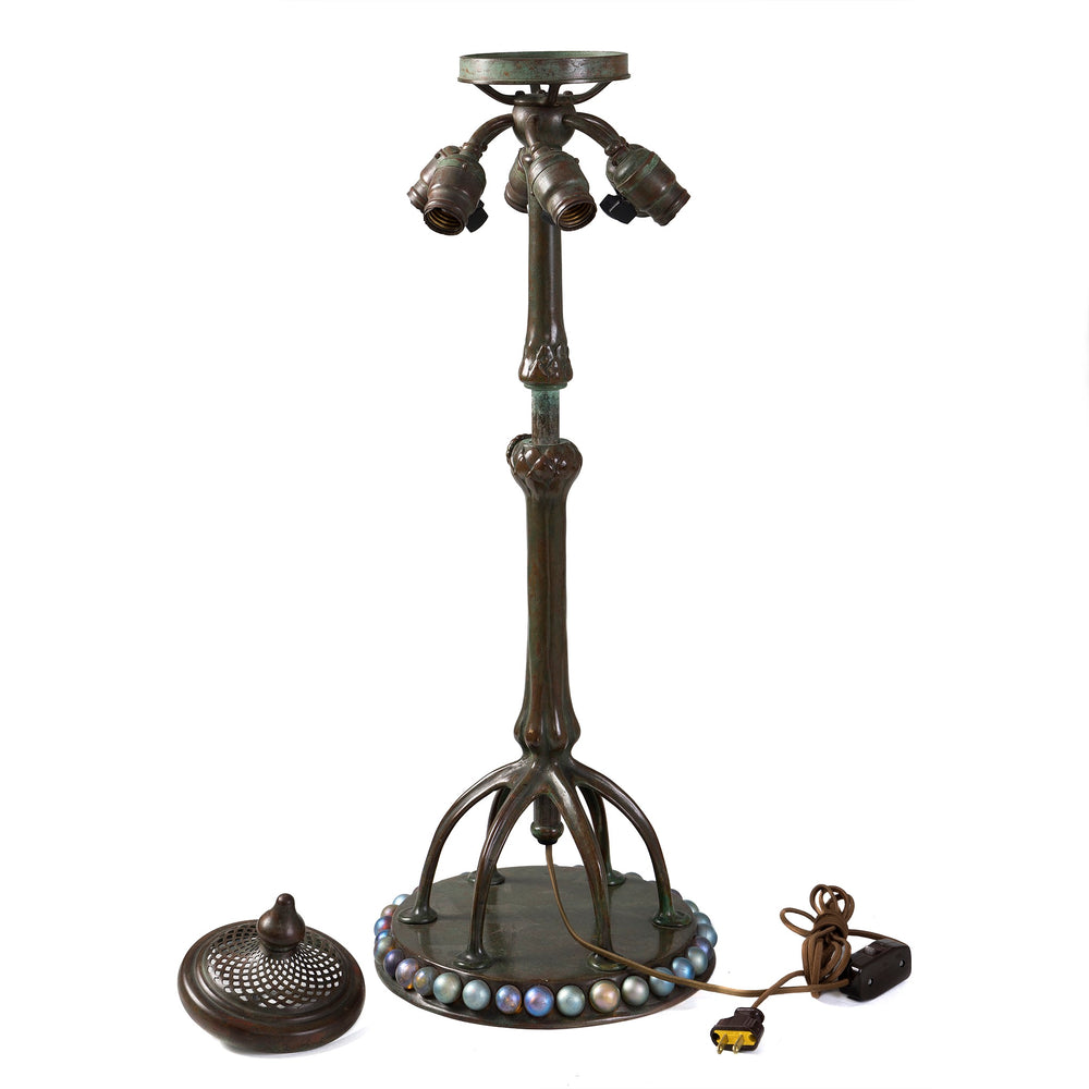 
                      
                        Macklowe Gallery Tiffany Studios New York "Peony" Table Lamp
                      
                    