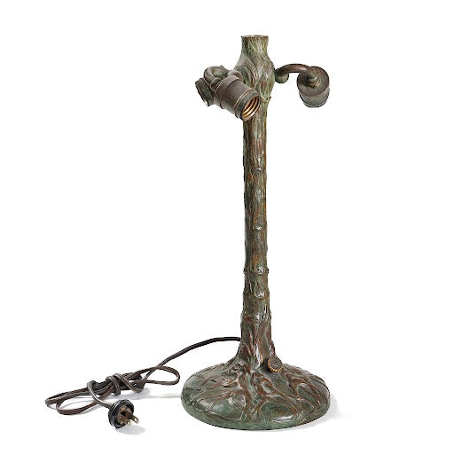 
                      
                        Macklowe Gallery Tiffany Studios New York "Pony Begonia" Table Lamp
                      
                    